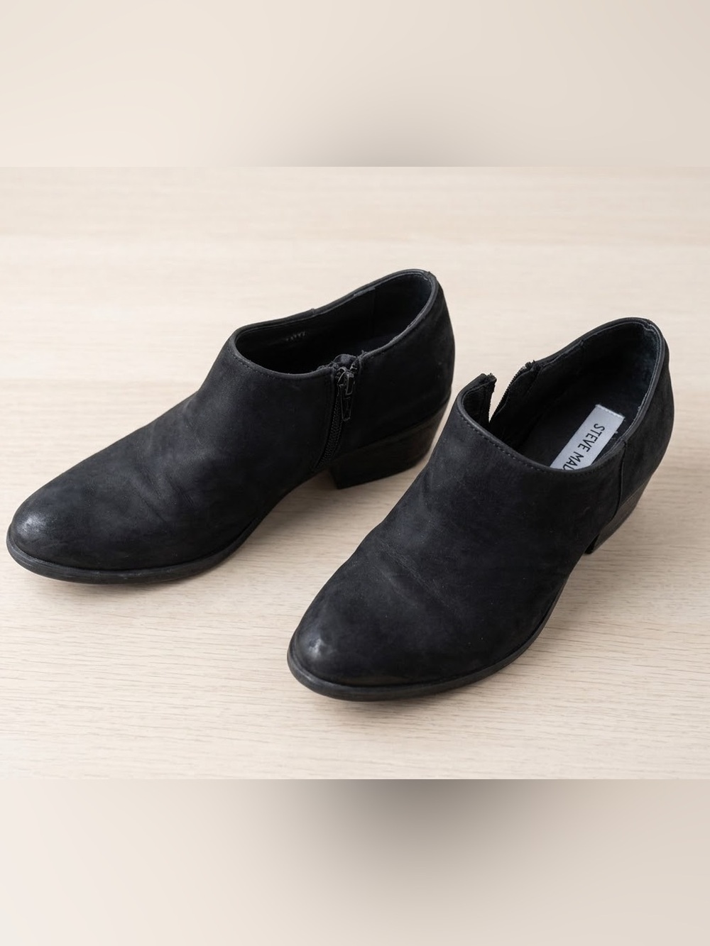 Steve Madden Leather Black Nubuck and Suede Ankle Booties with Low Heel